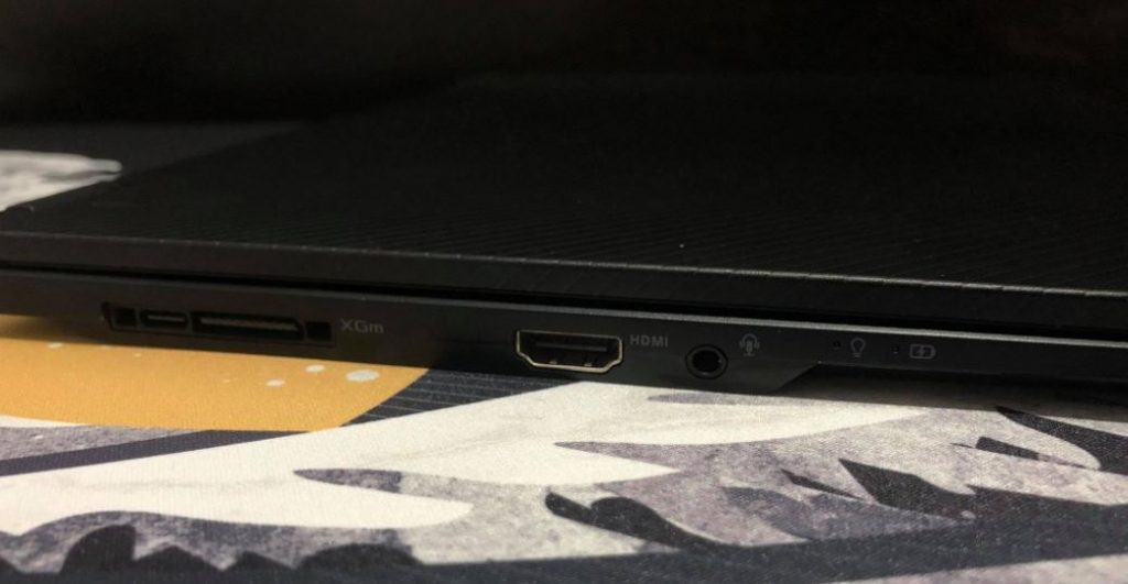 rog flow x13 ports 1