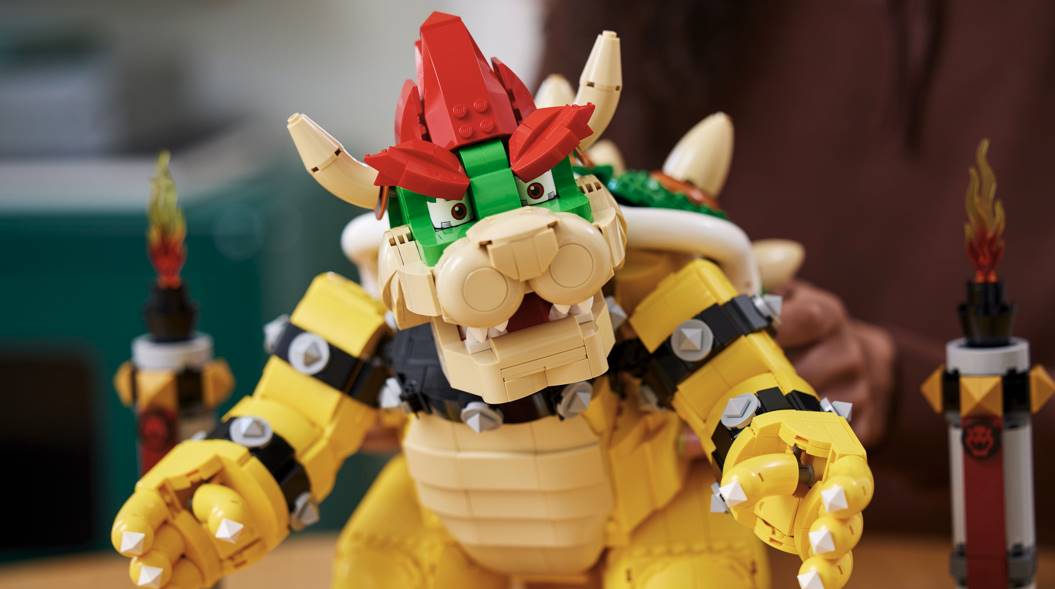 lego bowser front