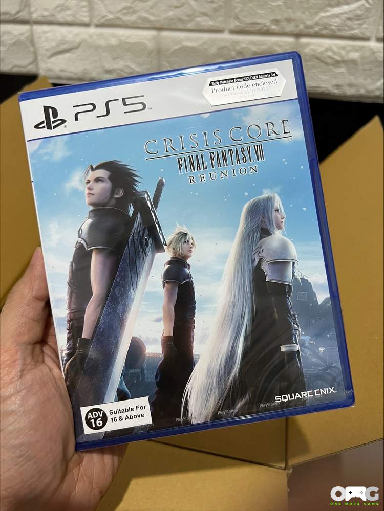 crisis core final fantasy vii reunion hero edition 4