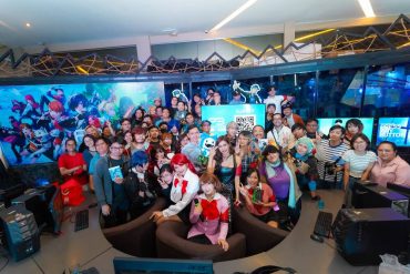 persona 3 reload launch event group photo