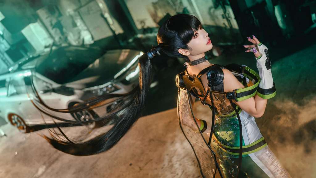 stellar blade charess cosplay 4