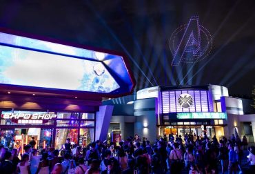 hong kong disneyland marvel banner 1