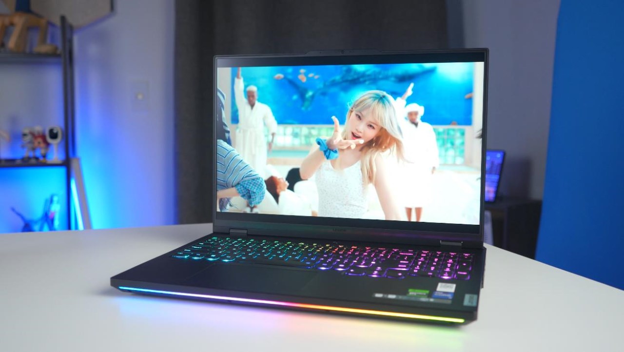 Ultra-capable Lenovo Legion Pro 7i Gen 9 can Replace Your Desktop