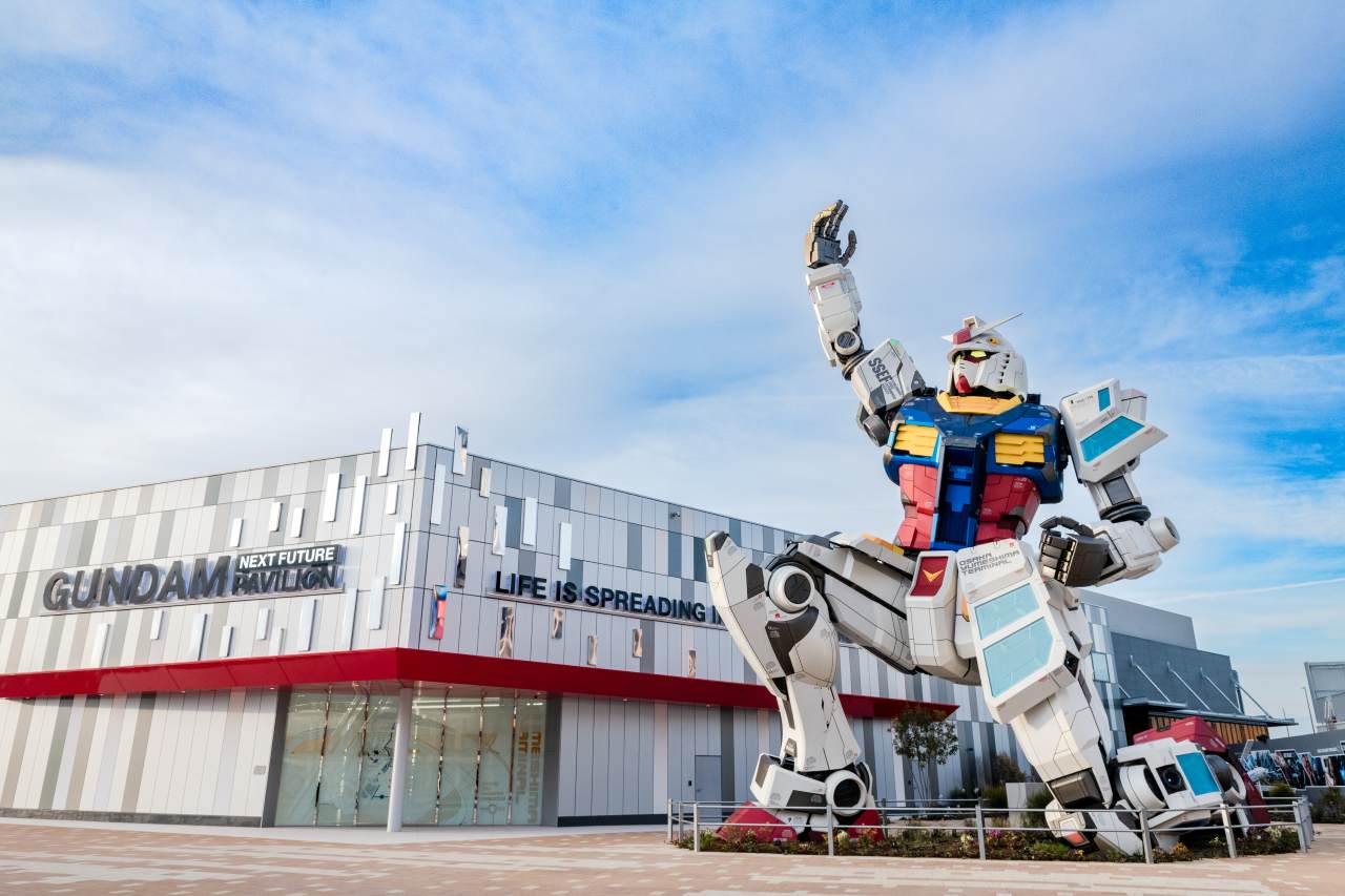 Gundam Next Future Pavilion Hosts 17-Meter Life-sized Gundam Statue