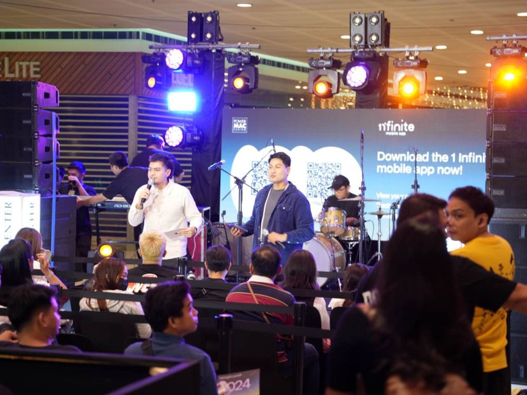 iphone 17 cyberzone power mac 1