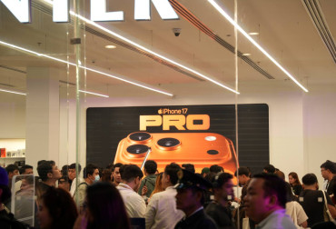 iphone 17 cyberzone power mac header