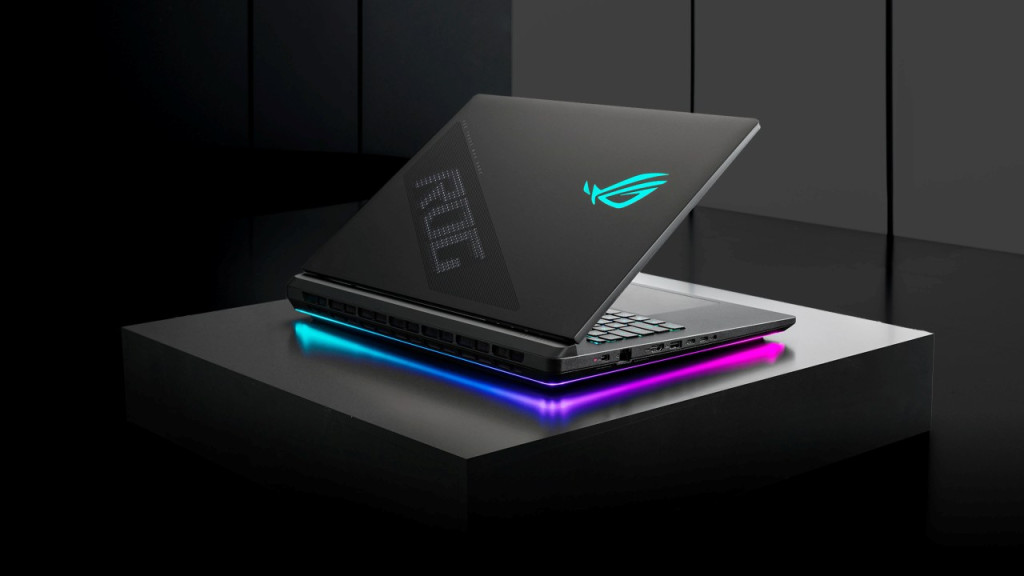 ROG Strix SCAR 18 1
