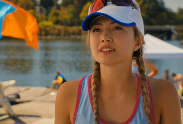 netflix september crew girl