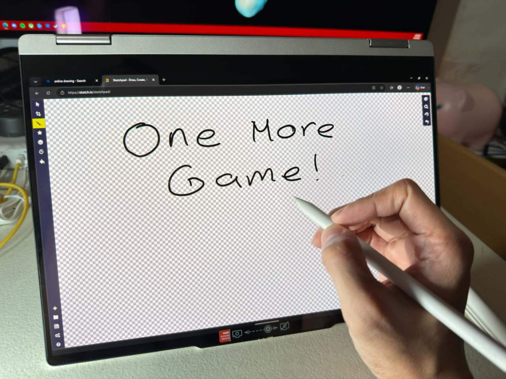 Lenovo Yoga 7i 2‑in‑1 feature02