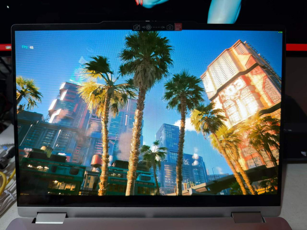 Lenovo Yoga 7i 2‑in‑1 feature05