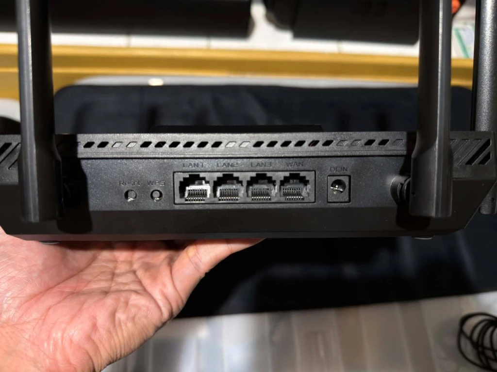 ASUS RT-BE50 WiFi7 Router 3